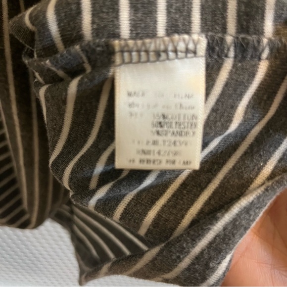 Love Riche Round Neck Sweater Statement Sleeves Size Medium Grey White Stripes - Picture 7 of 9